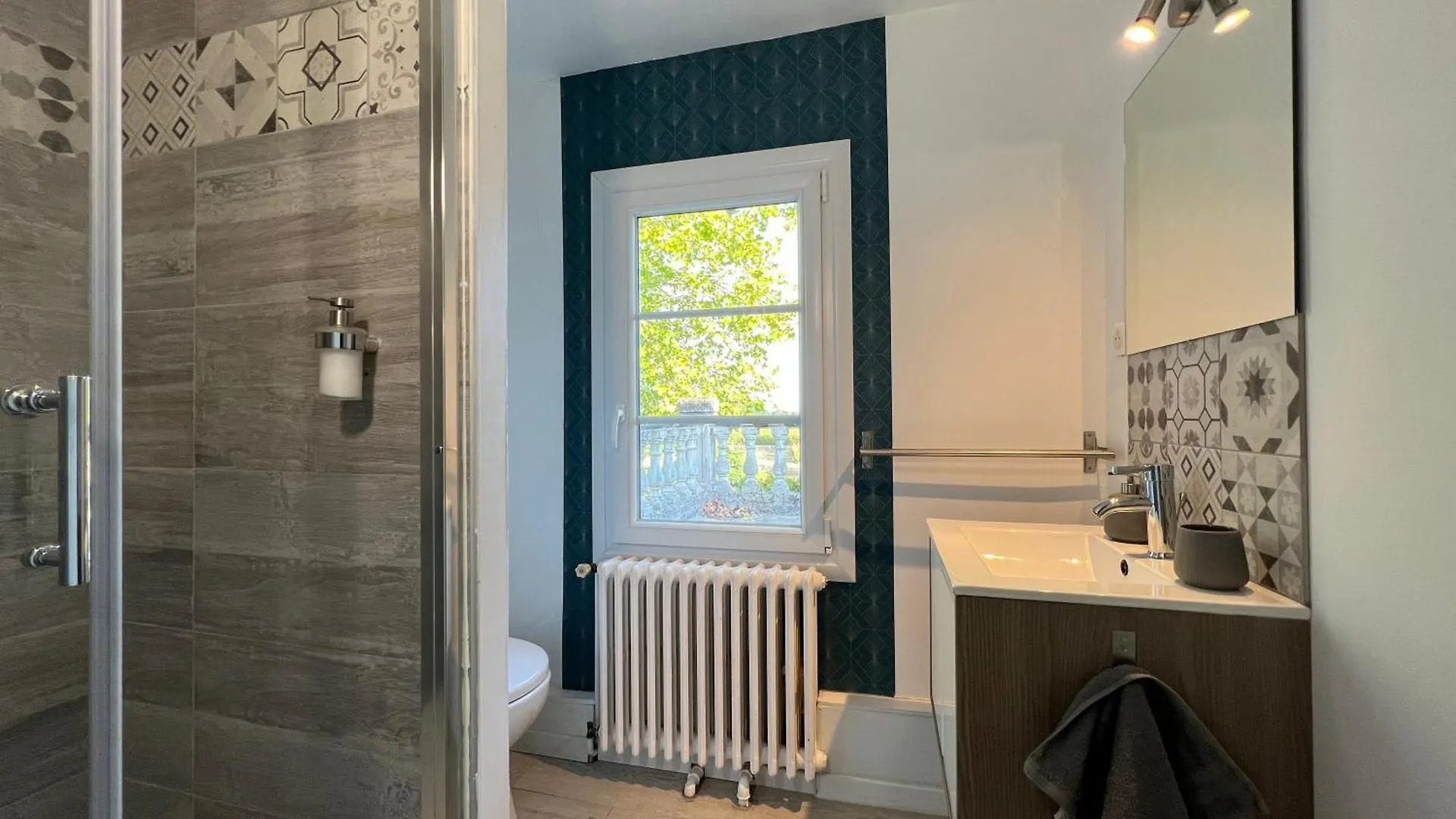 Couette-café Chateau La Loge Villematier France