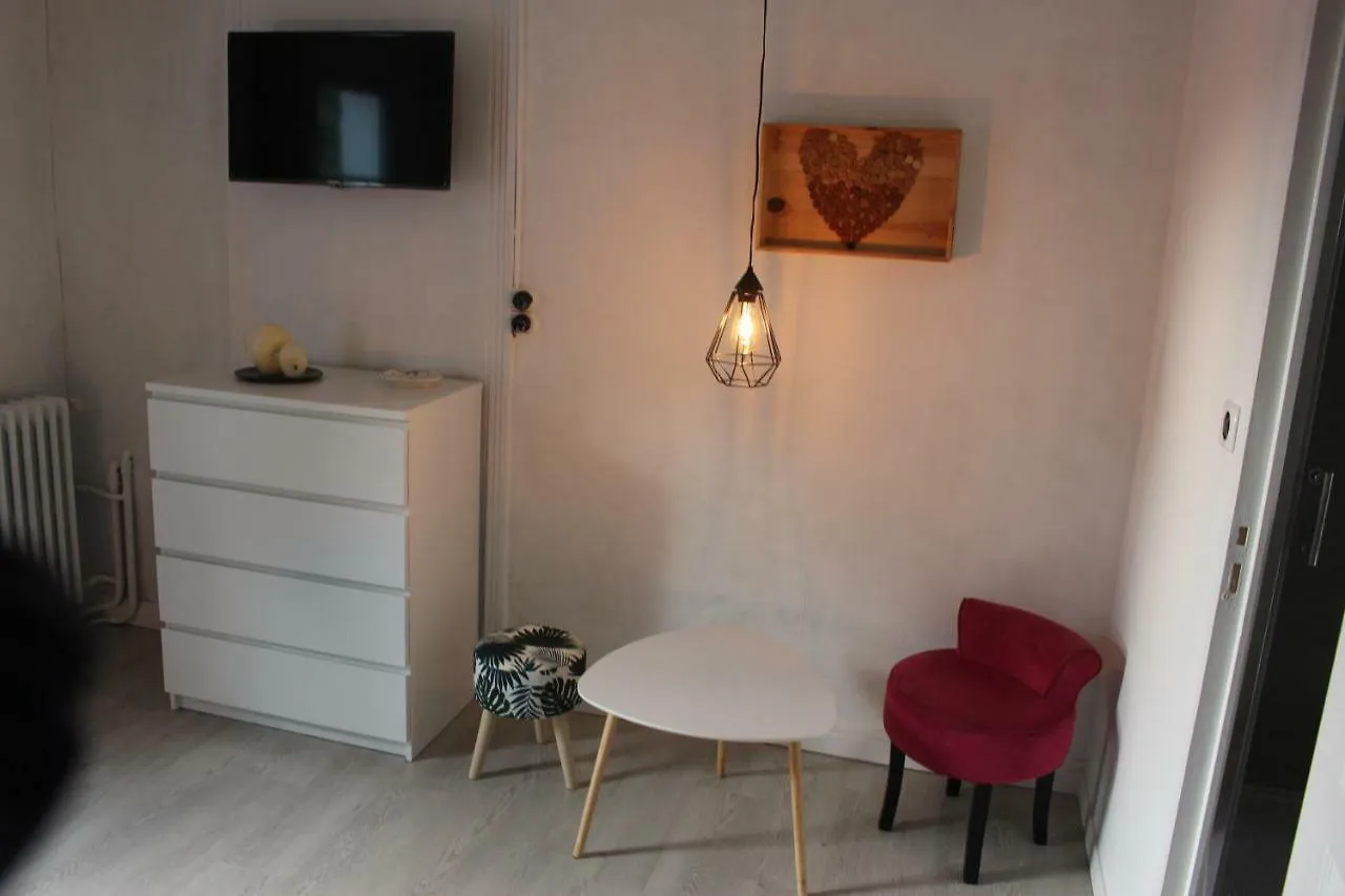 Couette-café Chateau La Loge Villematier