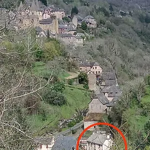 Le Castellou Couette-café